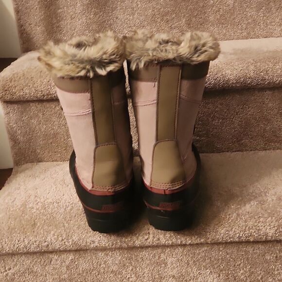 Khombu Women's "North Star" Gray & Taupe Waterproof Winter Boots Size 11 - Picture 4 of 8